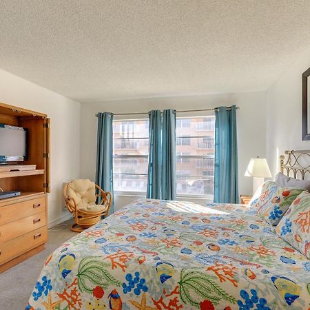 Central Cocoa Beach Condo With View, Steps To Beach! מראה חיצוני תמונה