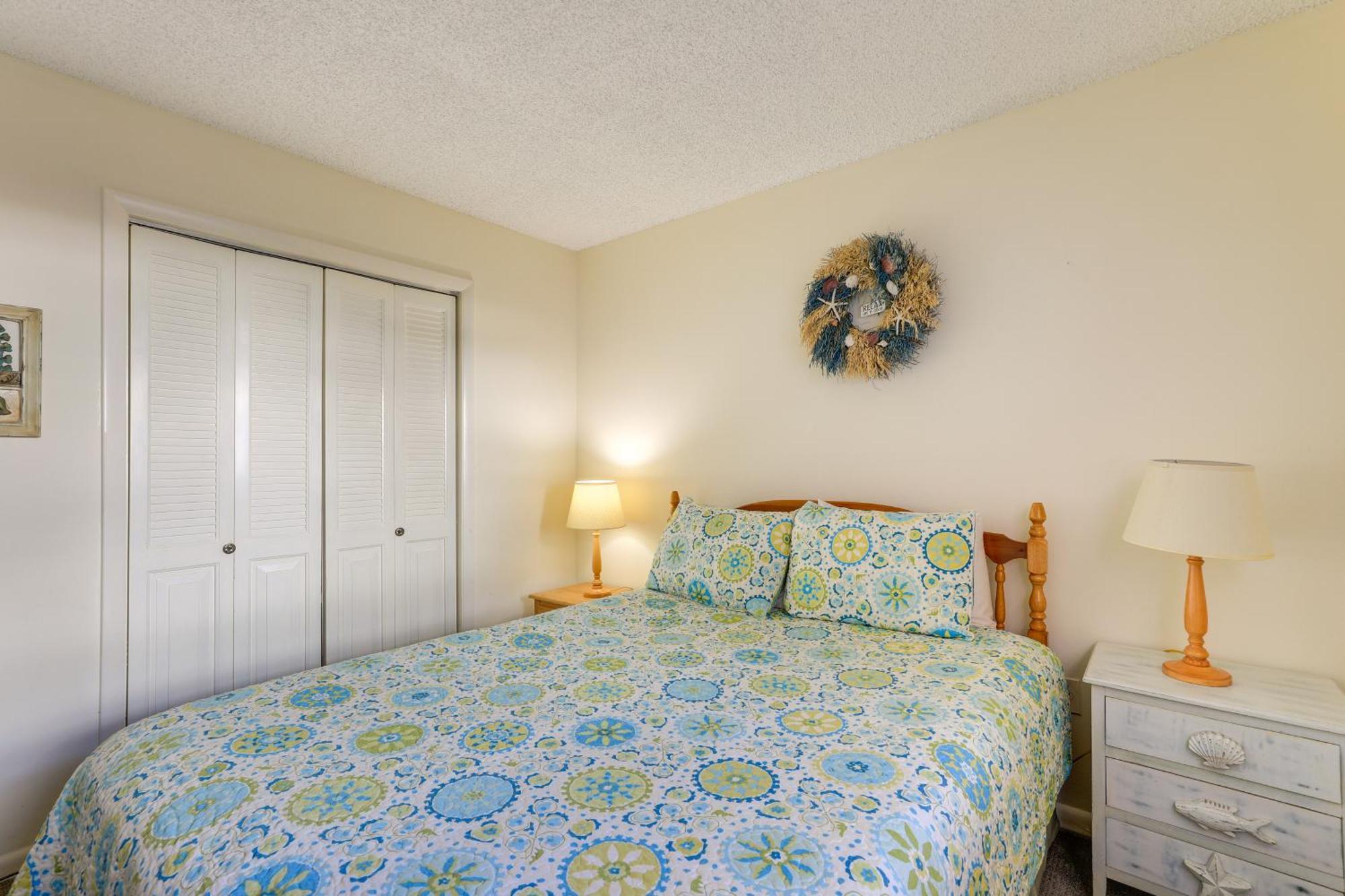 Central Cocoa Beach Condo With View, Steps To Beach! מראה חיצוני תמונה