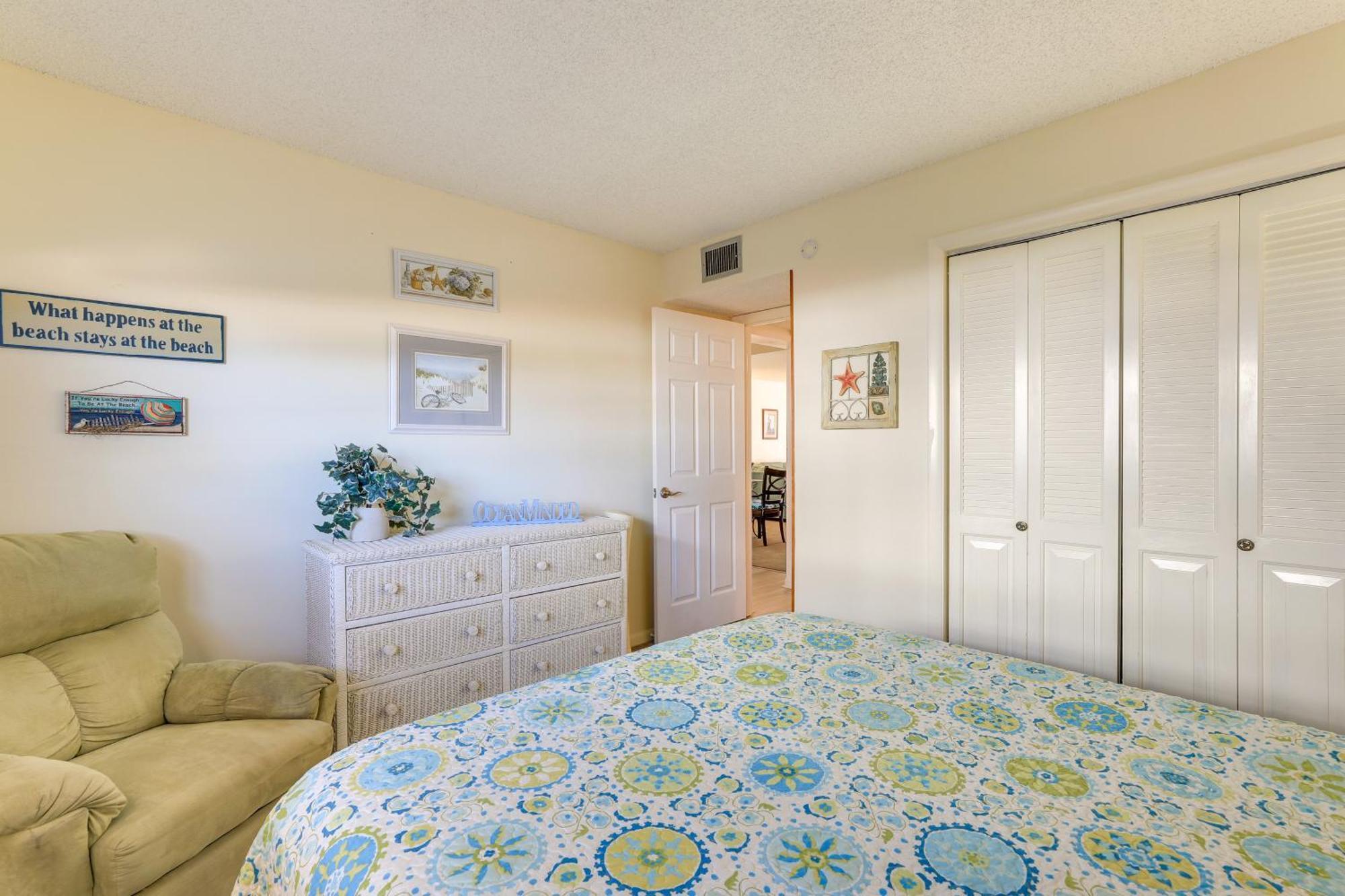 Central Cocoa Beach Condo With View, Steps To Beach! מראה חיצוני תמונה